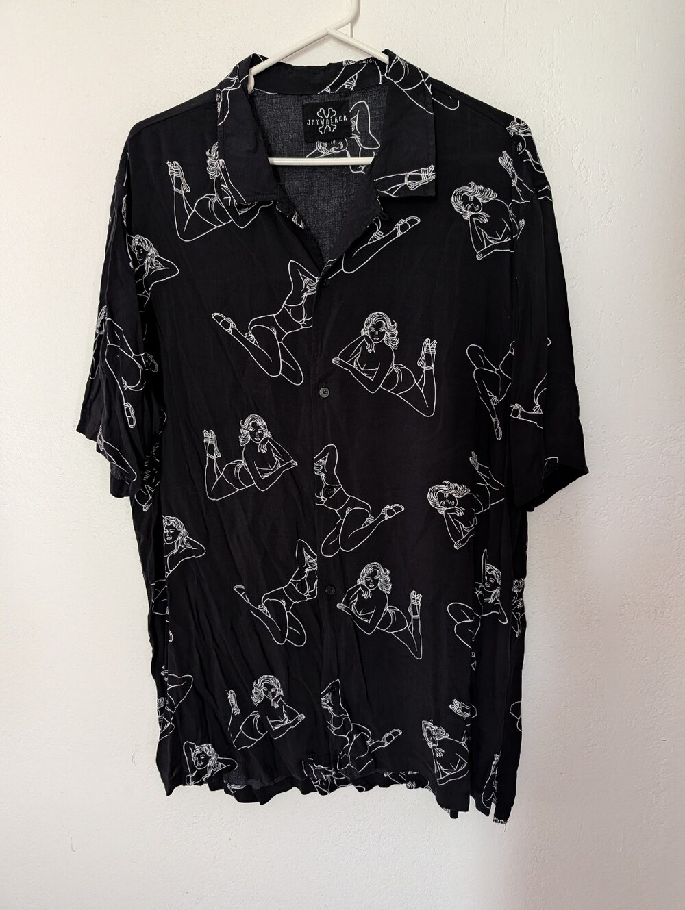 Jaywalker Men's Size 2X Shirt Button Up Pin Up Woman Girl Print Black Rayon